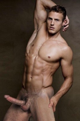 Полностью голые мужчины красавцы с хуями (52 фото)