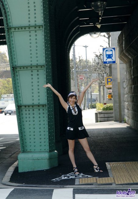 Милая и сексуальная японка (8 фото)