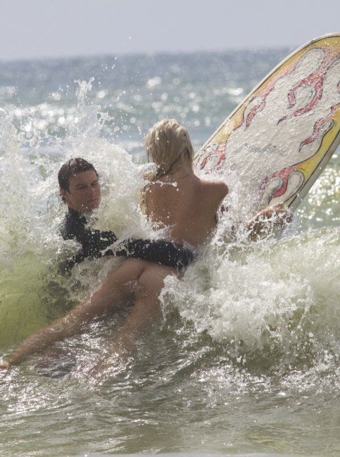 Мокрые киски на море