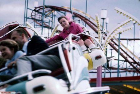 Старые фотографии эротической модели  Старые фотографии эротической модели