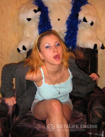 Эротика с пьяной соседкой и ее сиськами