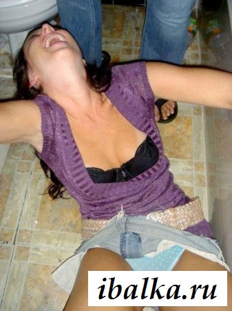 Замечательная эротика с пьяными шмарами