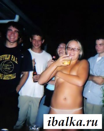 Частные эротичные кадры с шлюшками в умате