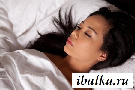 Разбудили ласковую голую азиатку