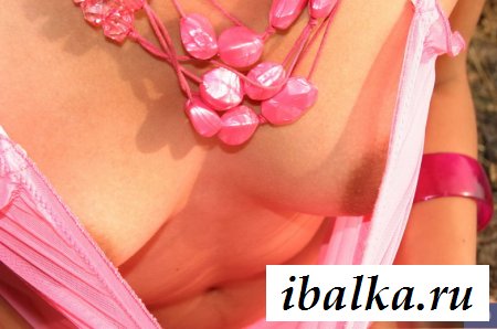 Анонимная голая писечка