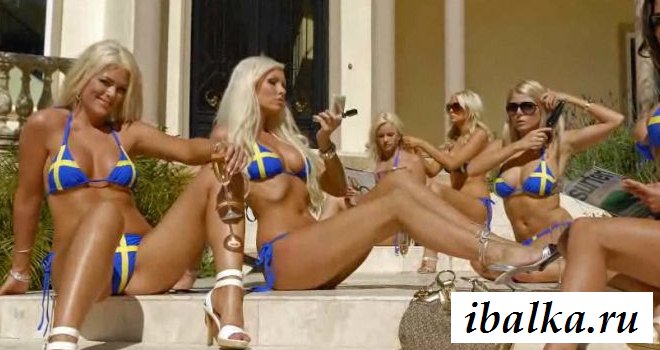 Голая шведка политик с шикарной фигурой (18 фото эротики) Голая шведка политик с шикарной фигурой (18 фото эротики)