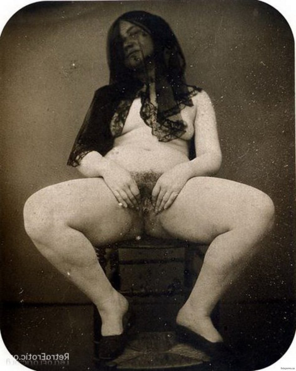 Старые порнографические снимки