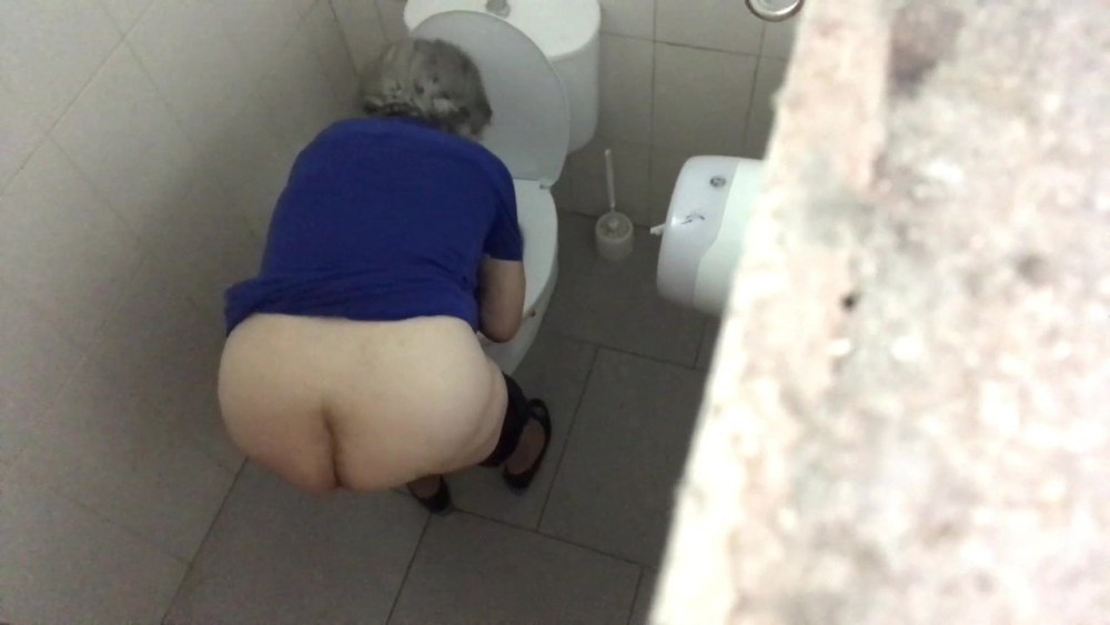 Взрослые женщины скрытая камера