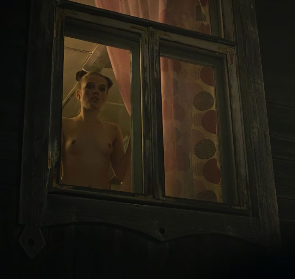 Вероника Мохирева сериал топи топлес