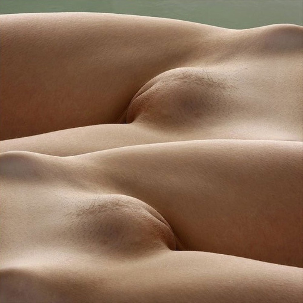 Зрелая пухлая бритая крупным планом