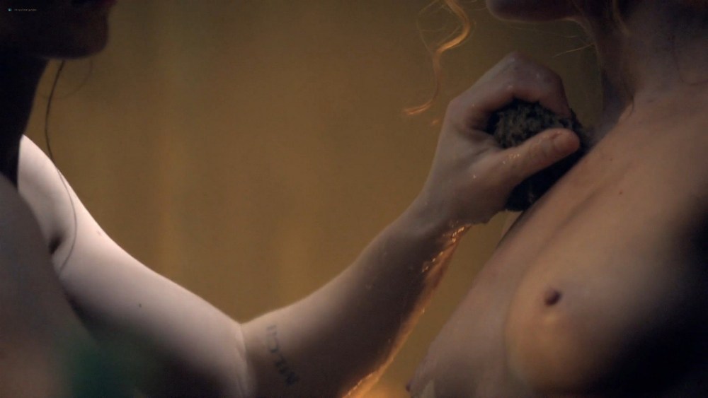 Эллен Холлман горячие сцены