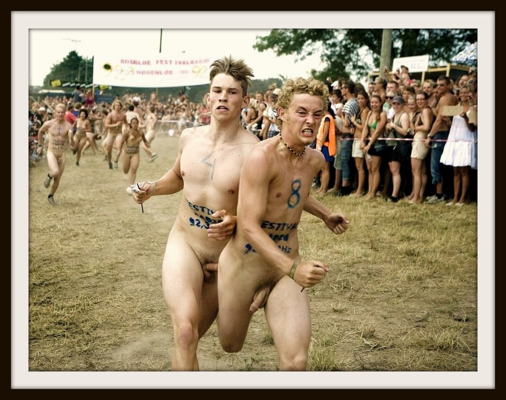 Забеги голых мужиков фото