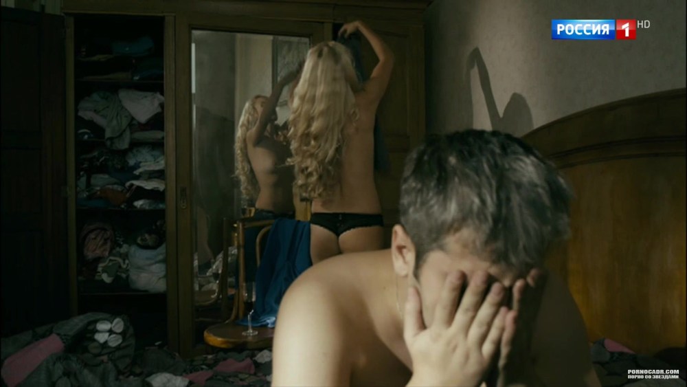 Xxx Анастасия Devine в платье ню