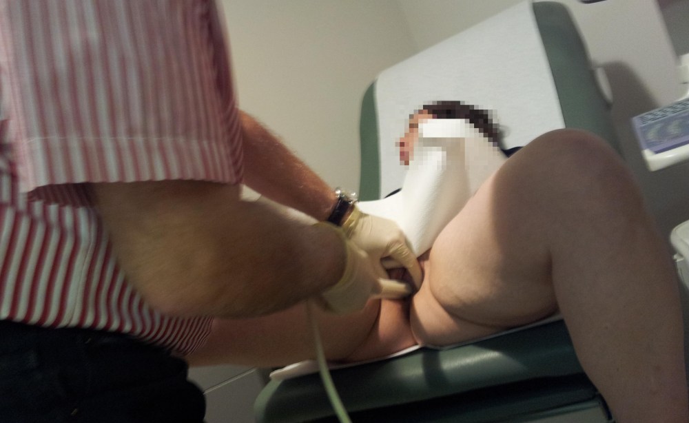 Doctor gyno гинекологическое кресло голая