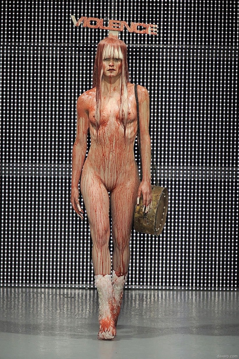 Charlie le Mindu показ 2019 модели