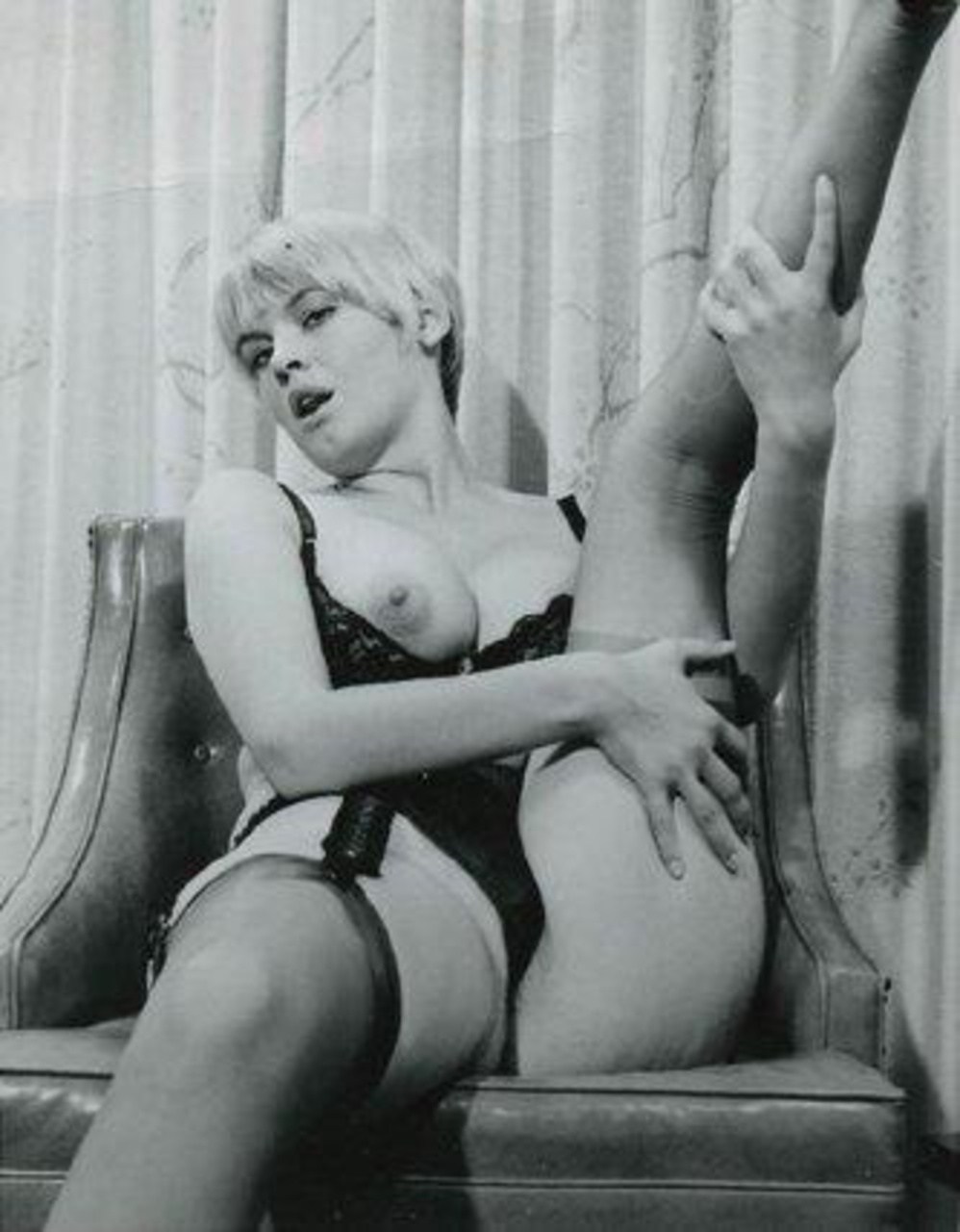 Анальная оргия на природе