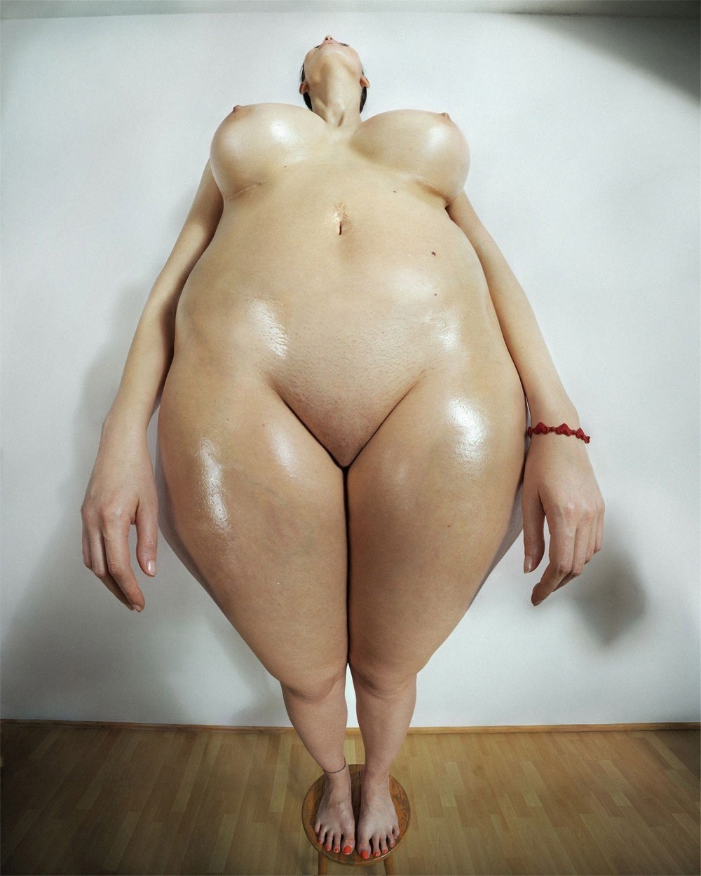 Голые бабы с широкими бедрами