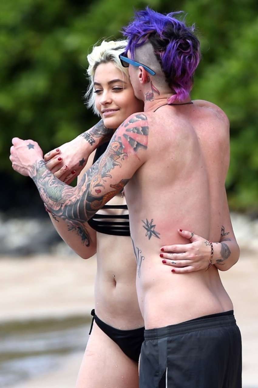 Саша Савельева анал фейк