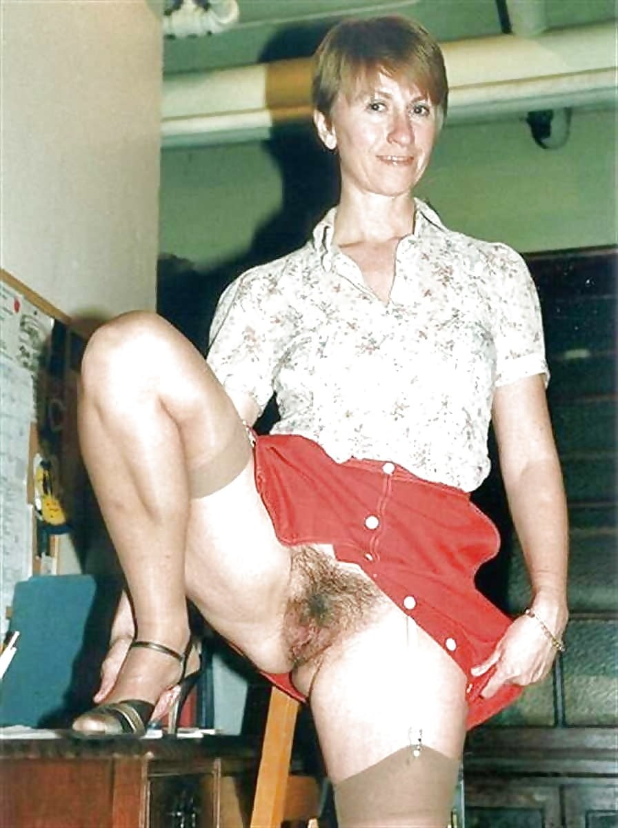 Порно ретро волосатые бабушки задранные юбки подборки (54 фото)