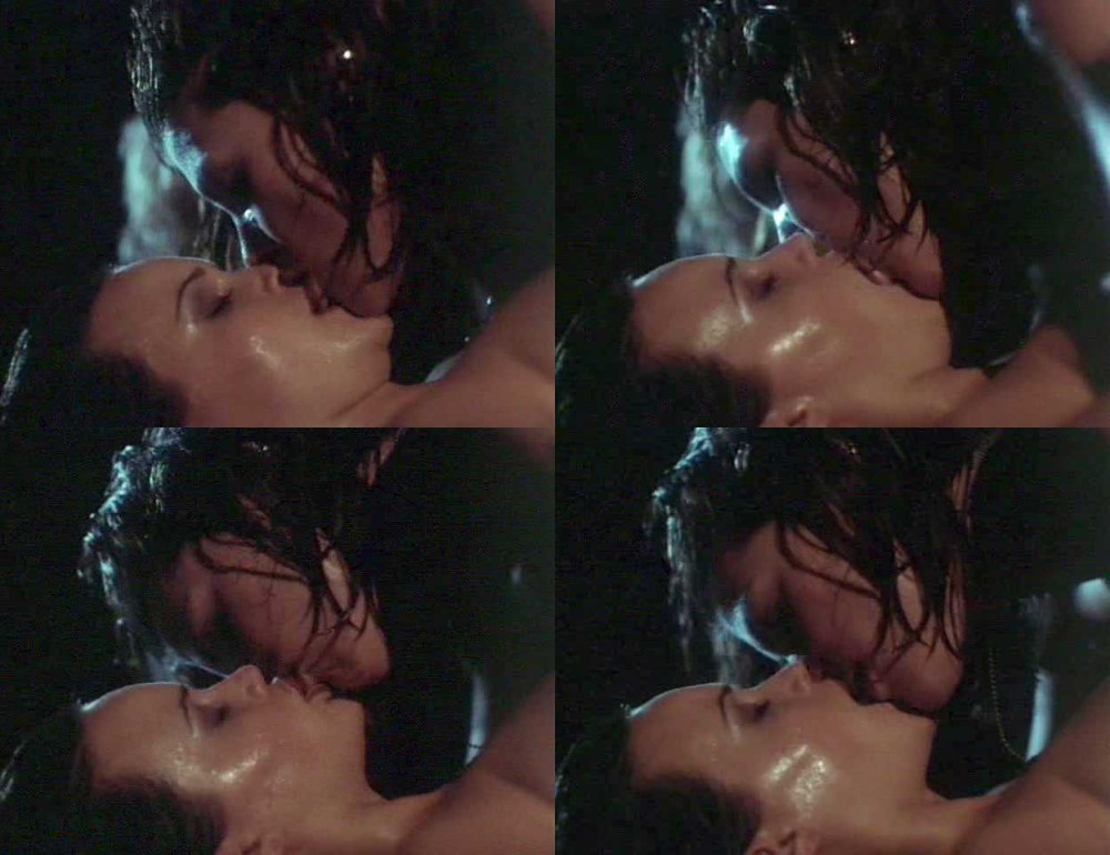 Карла Гуджино лесби сцены