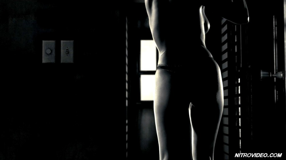 Эротический фильм с Карлой Гуджино