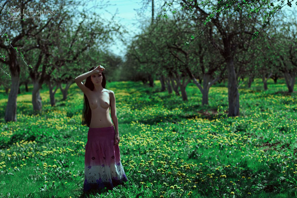 Голая Нина Прокопьева брюнетка