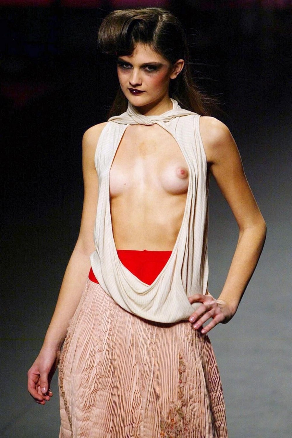 Сиськи знаменитостей сцена