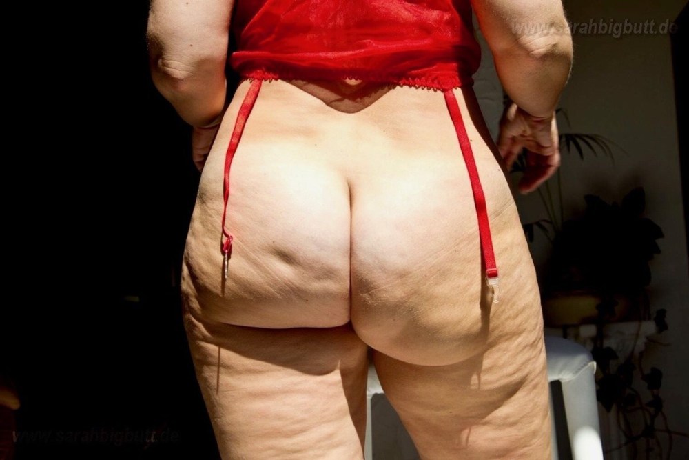 Толстые целлюлитные бедра