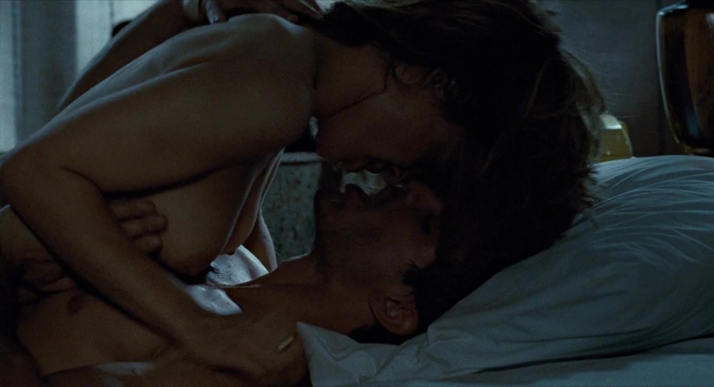 Рене о Коннор эротические фото