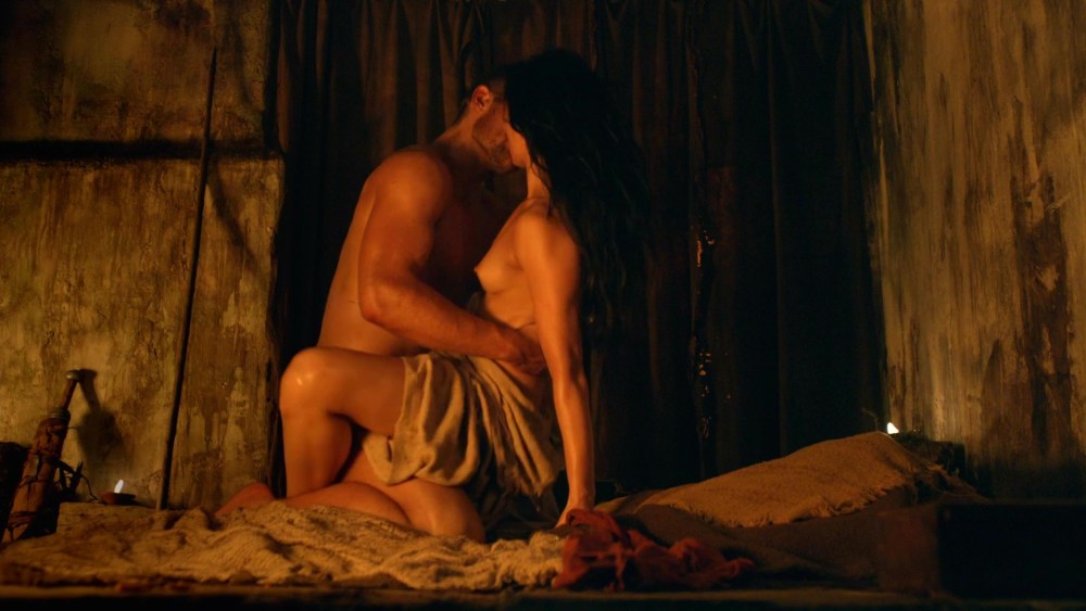 Катрина ЛО постельные сцены