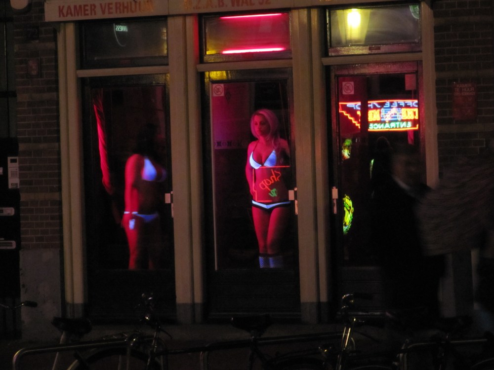 Квартал красных фонарей в Москве