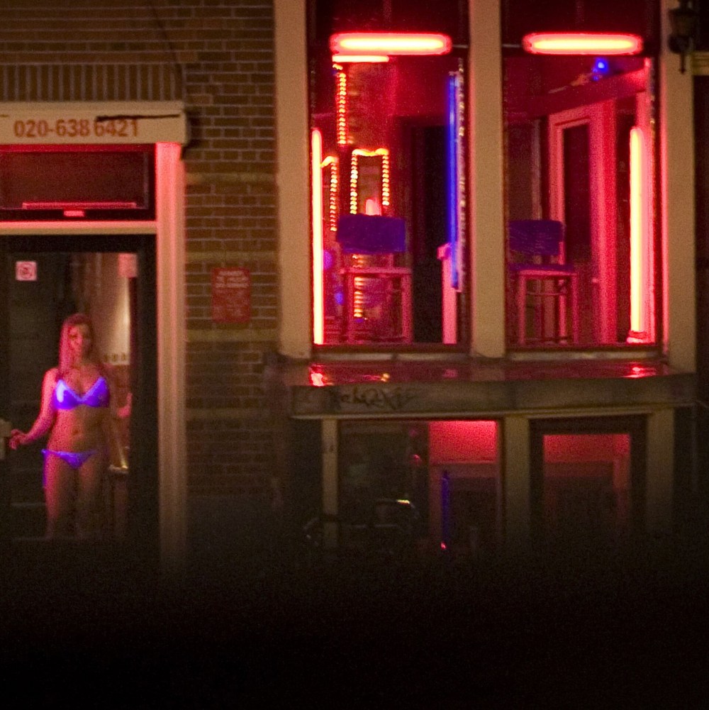 Квартал красных фонарей Амстердам витрины