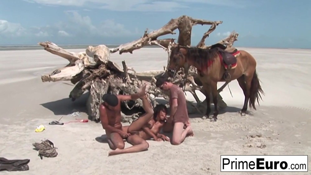 Джулия Тейлор Клеопатра 2003