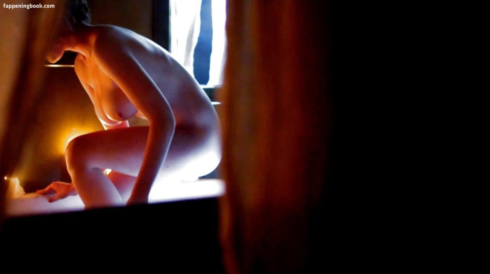 Майя Гилберт эро сцена Банши