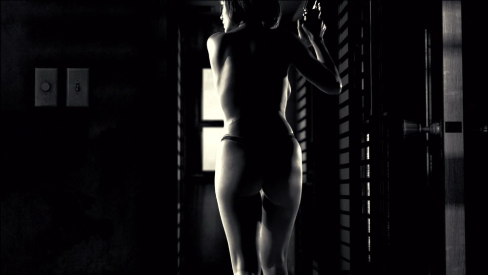 Карла Гуджино город грехов гиф