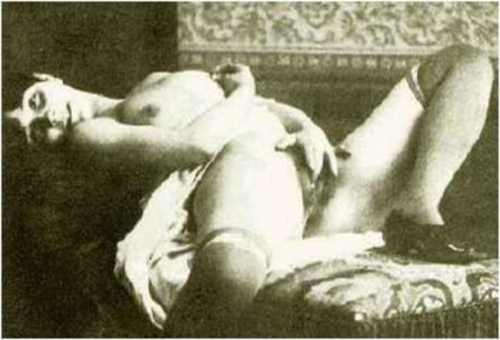 Старые порнографические снимки