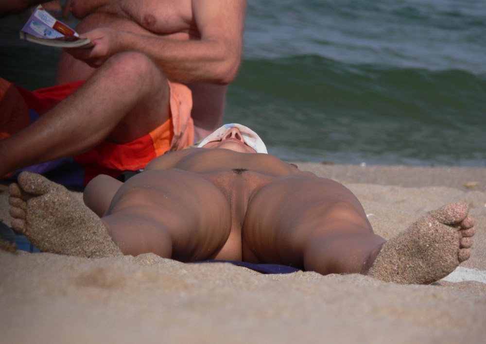 Трах на пляже крупным планом