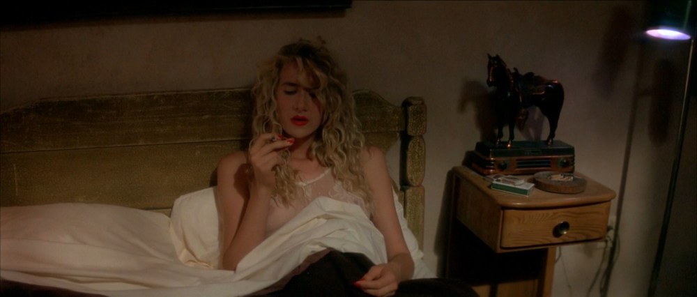 Лаура Бентли обнаженка