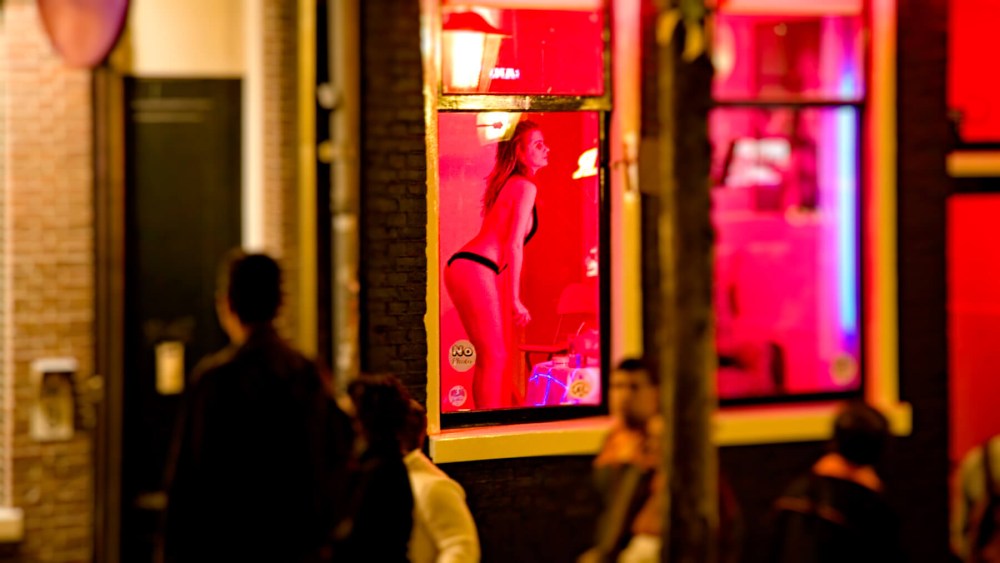 Квартал красных фонарей Амстердам витрины