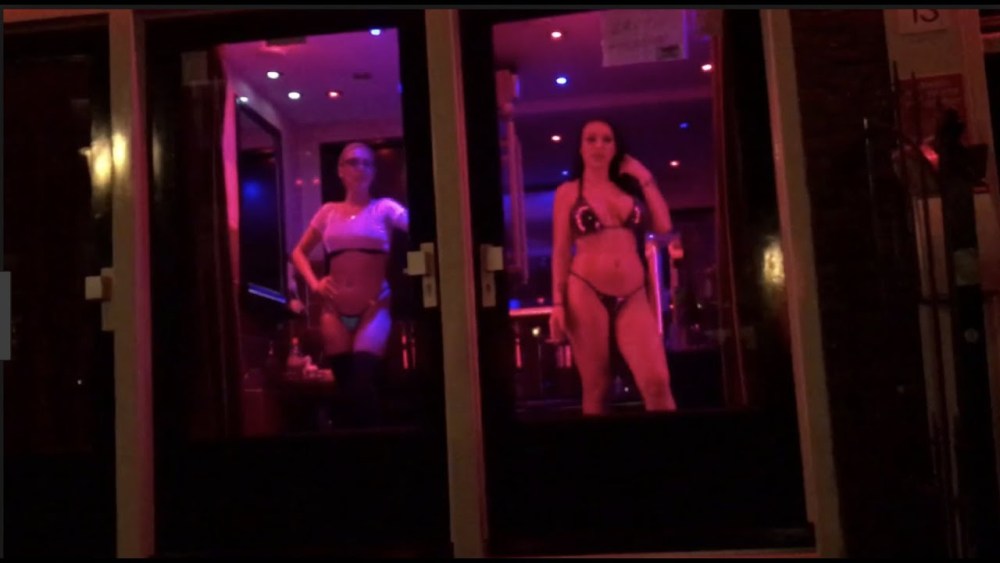 Dani Daniels улица красных фонарей