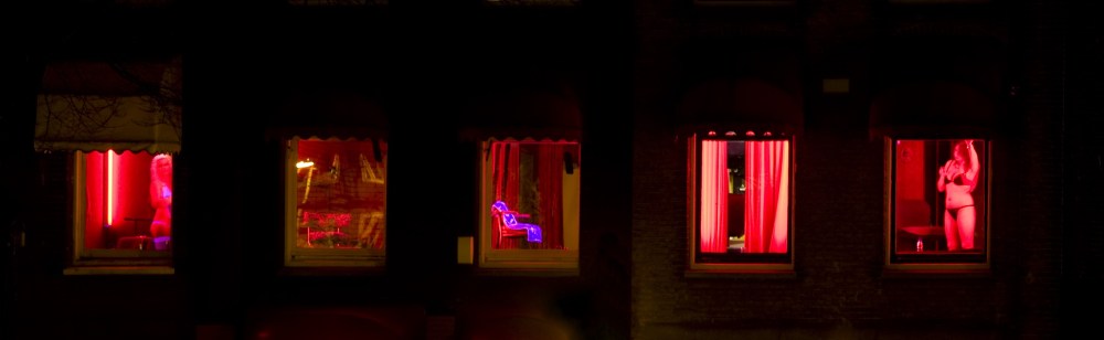 Голландия улица красных фонарей 2021