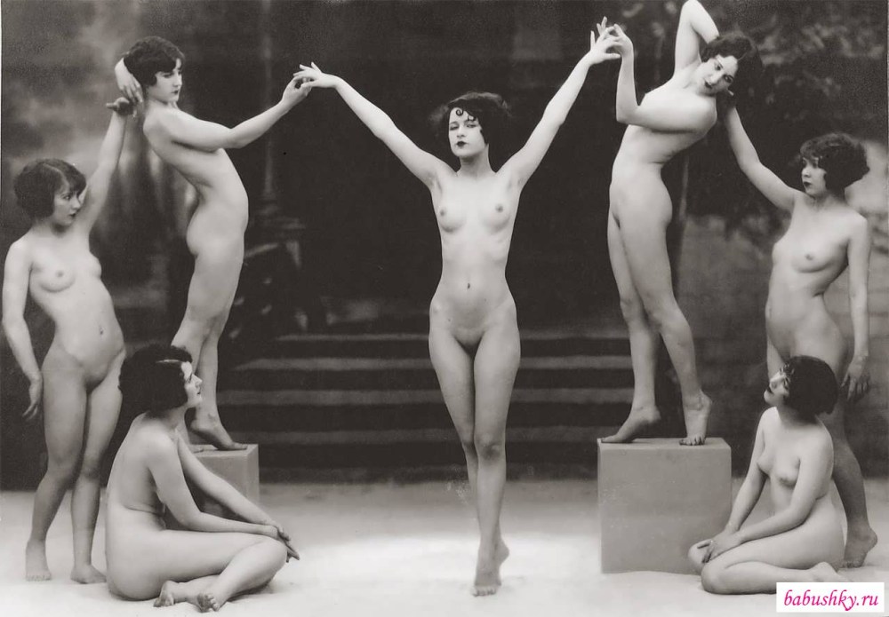 Елена Апостоляну голая