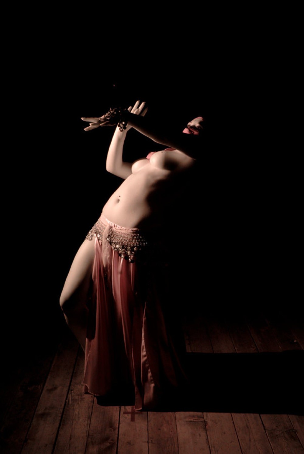 Красивые восточные женщины ню