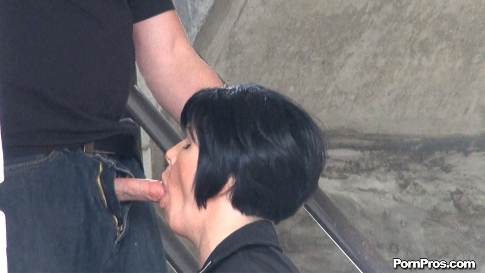 Частный отсос в подъезде