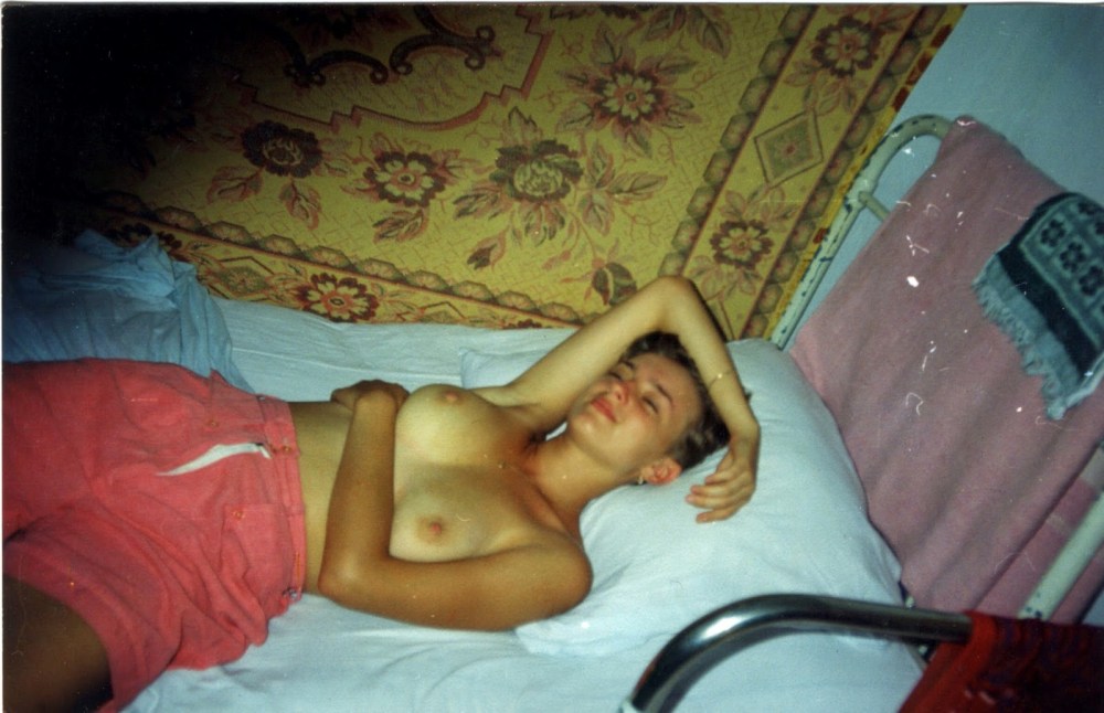 Голые юные девки из проявочных