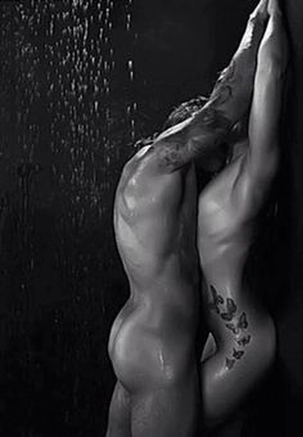 Тейлор Виксен голая в чулках