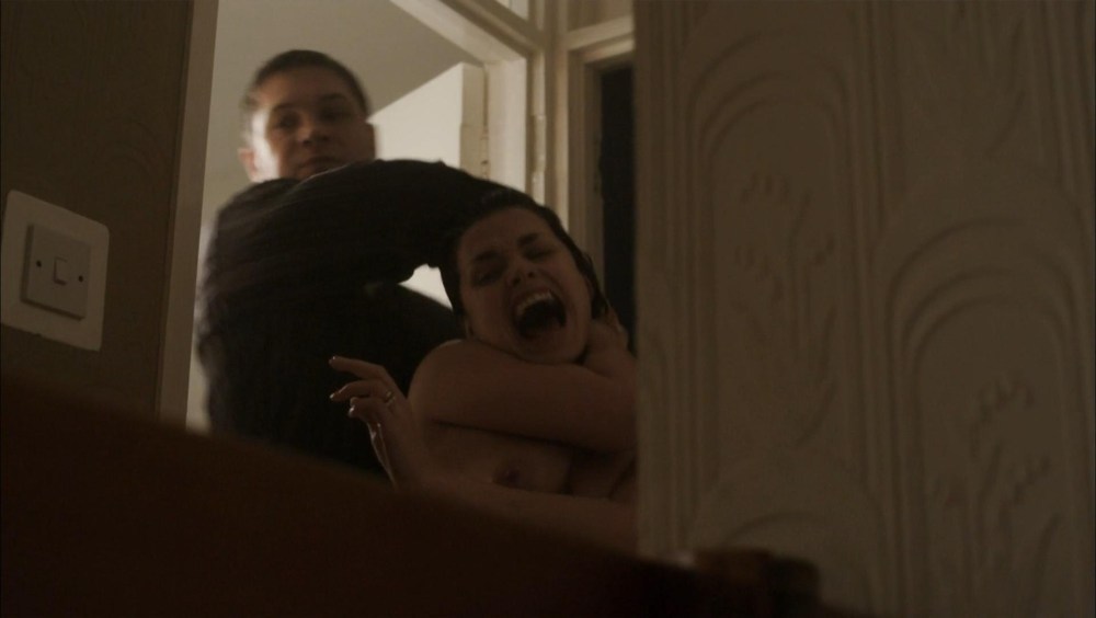 Голая Шарлотта Райли 2020