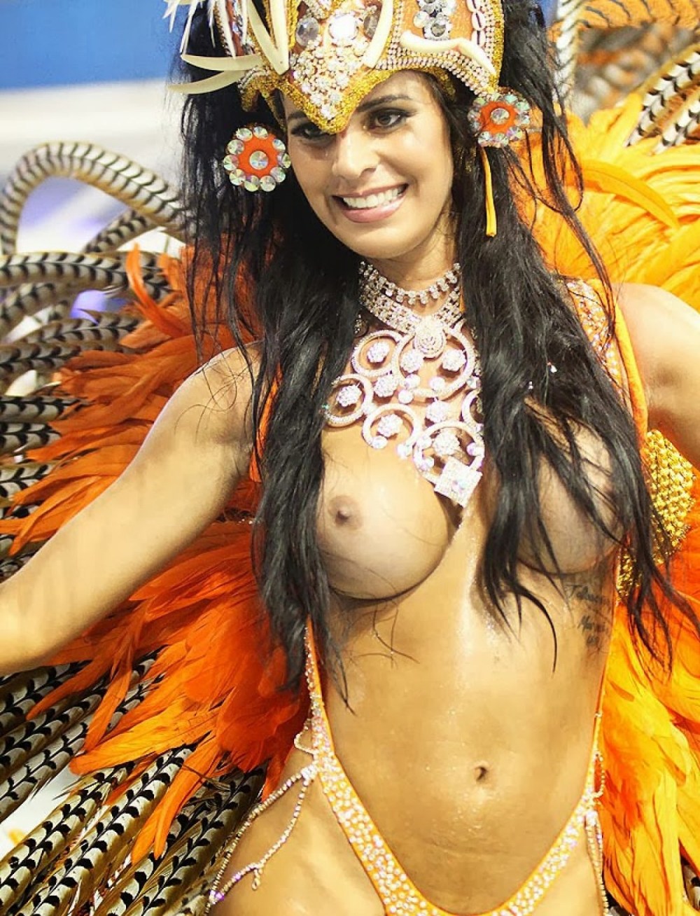 Голые бразильянки Brazilian Carnival 2020