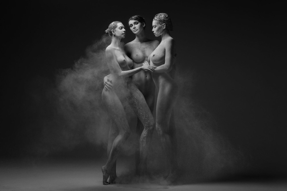 Парная фотосессия в стиле ню