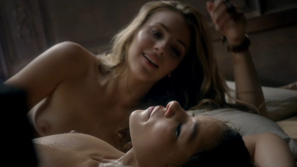 Анна Казючиц в фильме Юленька